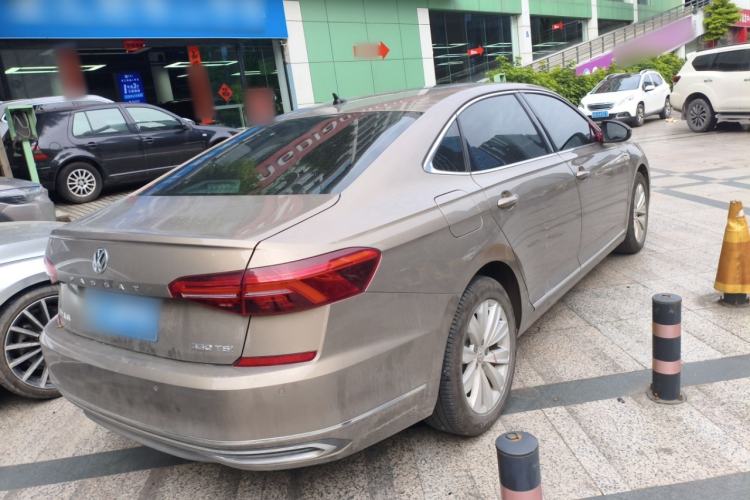 Used Volkswagen Passat 2019 330TSI Elite Edition China VI Rear Right 45 Deg