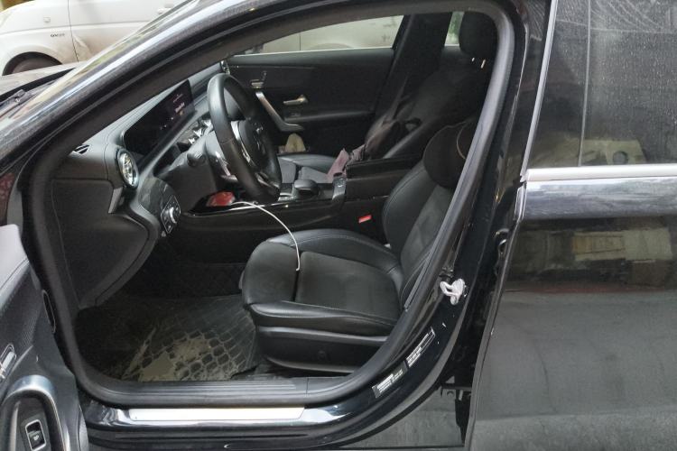 Used Mercedes-Benz A-Class 2020 Restyled A 200 L Sport Sedan Fashion Version
