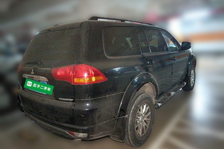 Used Mitsubishi Pajero Sport 2013 3.0L Automatic Two-Wheel Drive Luxury Edition Rear Right 45 Deg