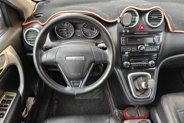 Used Haval H6 2016 Upgraded Model 1.5T Manual Two-Wheel Drive Value Edition Steering Wheel
