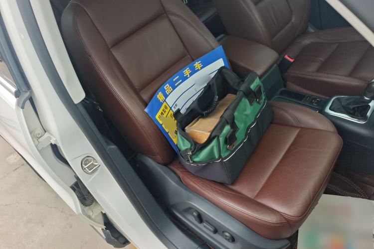 Used Volkswagen Tiguan L 2013 1.8TSI Automatic Two-Wheel Drive Luxury Model
