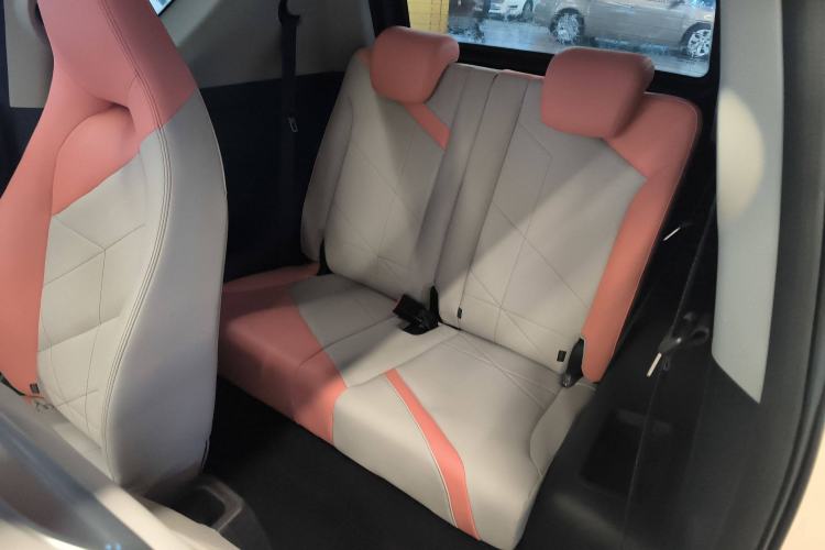 Used Chery New Energy Little Ant 2022 Revised Version Sweet Pink Edition Half-Sugar Version Lithium Iron Phosphate 30.7 kWh 30 kW 301 km