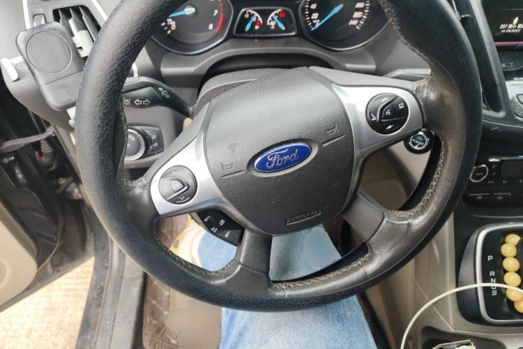 Used Ford Kuga 2013 2.0L GTDi Four-Wheel Drive Premium Model Steering Wheel