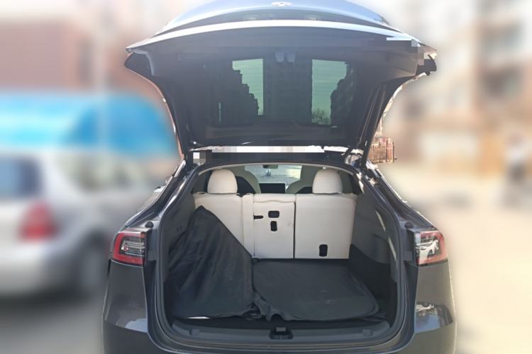 Used Tesla Model Y 2024 Rear-Wheel-Drive Version Trunk