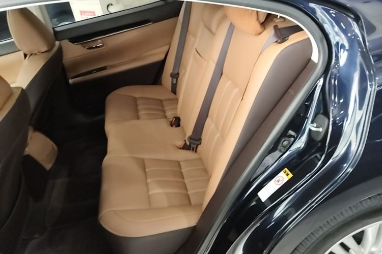 Used Lexus ES 2015 200 Elite Edition
