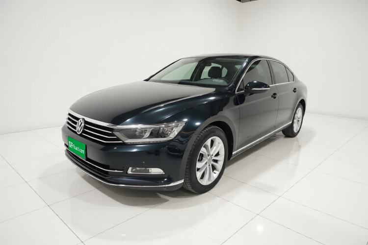 Used Volkswagen Magotan 2018 Facelift 330TSI DSG Luxury Model