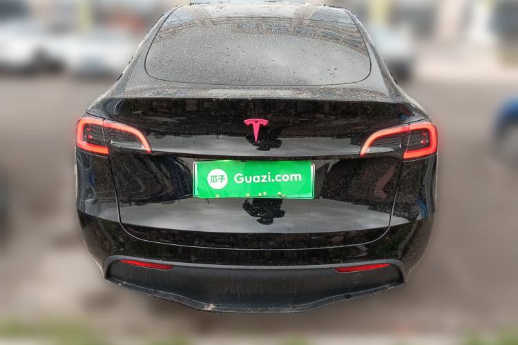 Used Tesla Model Y 2022 Long-Range All-Wheel-Drive Version
