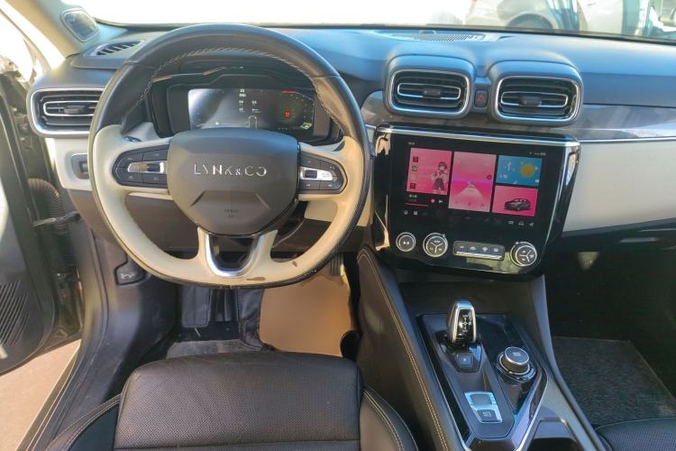 Used Lynk & Co 02 2022 2.0T DCT Shine Pro Steering Wheel