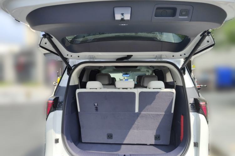 Used Buick GL8 New Energy 2026 Model Lu Zun Prestige Edition Trunk