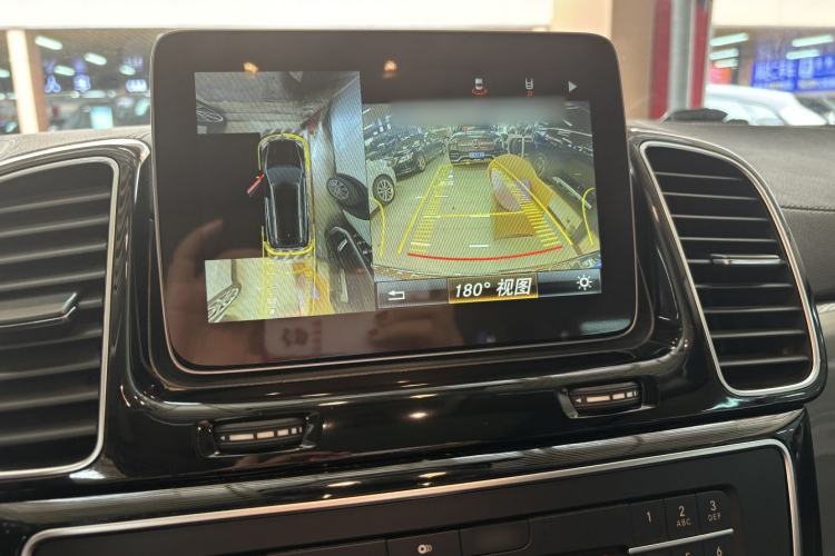 Used Mercedes-Benz GLS 2017 GLS 400 4MATIC Fashion Edition Interior 15