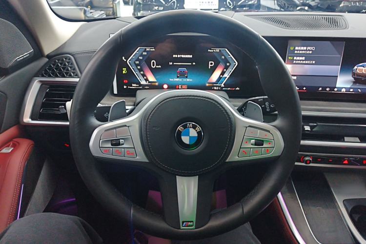 Used BMW X5 2023 xDrive 30Li Luxury M Sport Package Steering Wheel