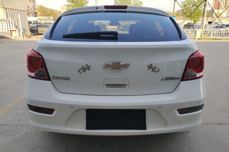Used Chevrolet Cruze 2013 Hatchback 1.6L Automatic Luxury Model Rear