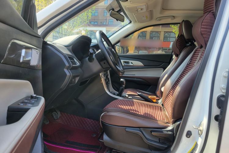 Used HYOSOW S5 2017 1.3T Manual Luxury Model Interior 2