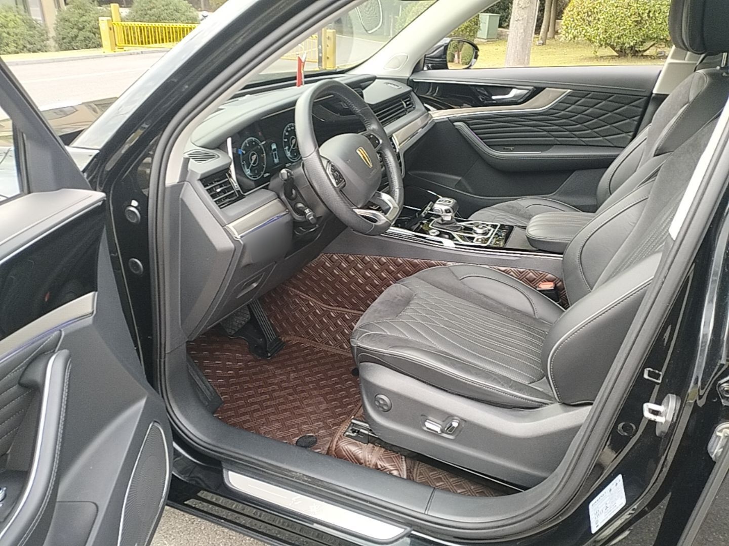 Hongqi HS5 2022 Facelifted Version 2.0T Smart Connect Flagship All-Wheel-Drive Edition — снимка 18