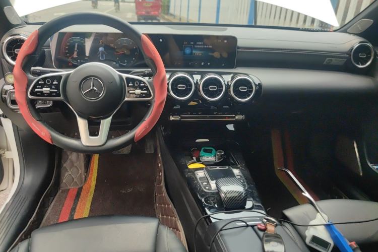 Used Mercedes-Benz A-Class 2020 Facelift A 180 L Sport Sedan Special Configuration
