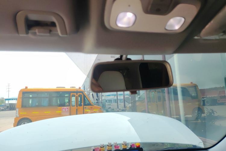 Used Chery QQ Ice Cream 2024 Edition Youth Version 205km Sundae Headliner