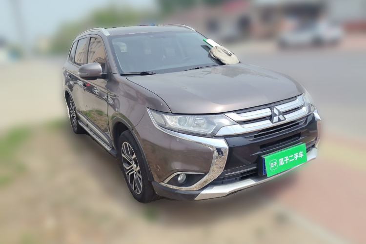 Used Mitsubishi Outlander 2018 2.0L Two-Wheel Drive Glory Edition 5 Seats