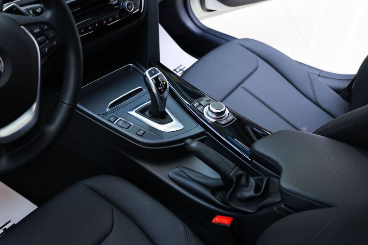 Used BMW 3 Series 2017 320Li M Sport Edition Interior 4