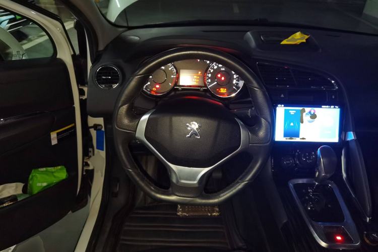 Used Peugeot 3008 2015 2.0L Automatic Trend Edition
