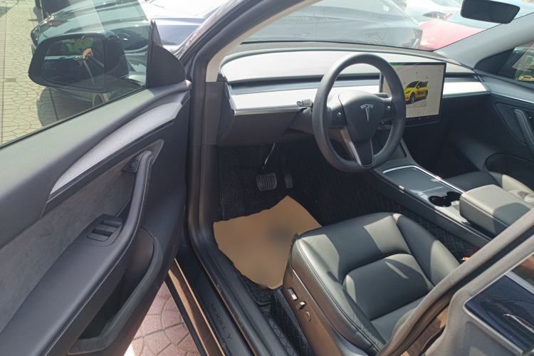 Used Tesla Model Y 2024 Rear-Wheel-Drive Version Driver Seat