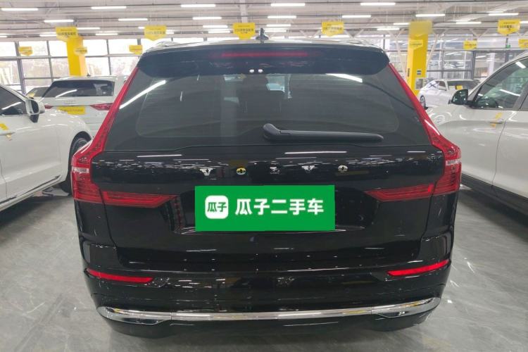 Used Volvo XC60 2022 B5 4x4 Zhiyi Luxury Edition