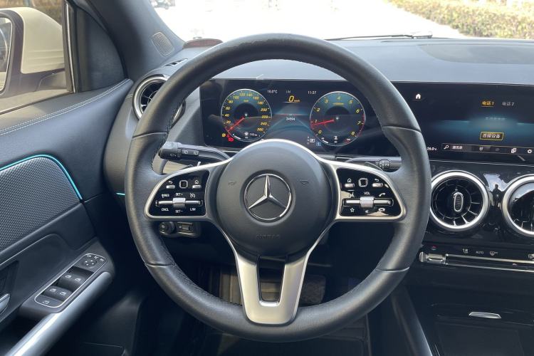 Used Mercedes-Benz GLA 2022 Second Facelift GLA 200
