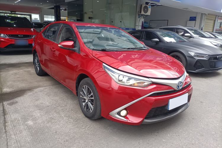 Used Toyota Levin 2016 Dual-Engine 1.8H GS E-CVT Elite Model with Sunroof Front Right 45 Deg