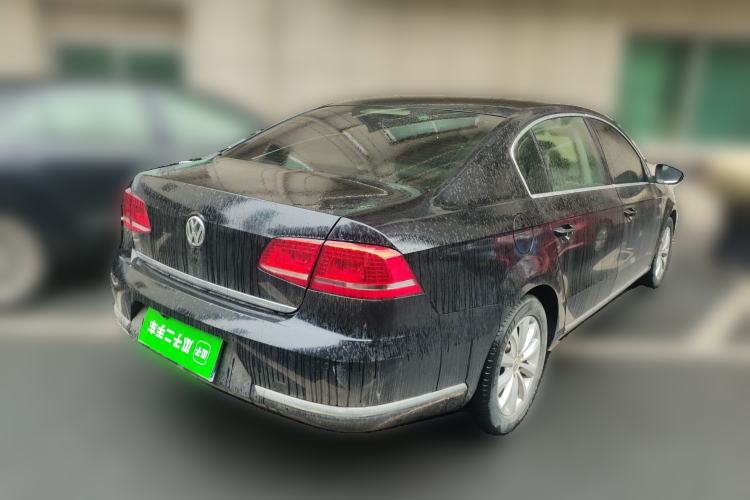 Used Volkswagen Magotan 2013 2.0 TSI Luxury Model Rear Right 45 Deg