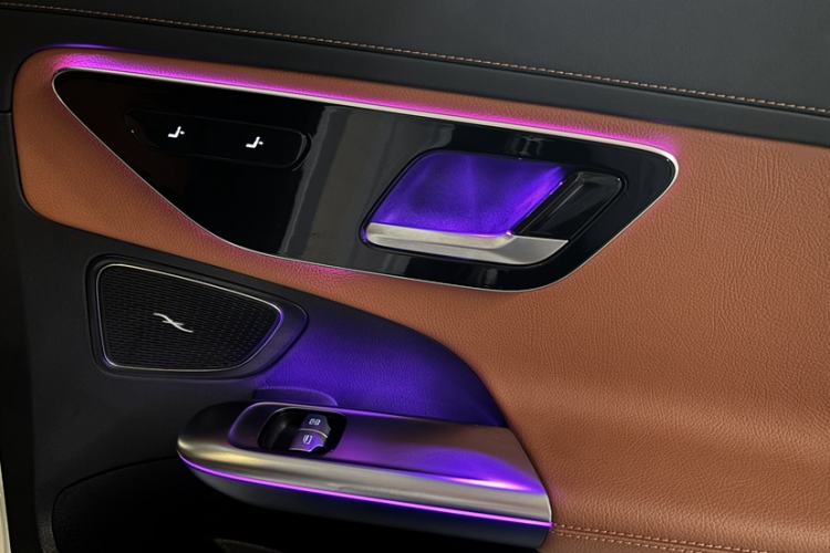 Used Mercedes-Benz C-Class 2023 C 260 L Sport Edition Interior 4