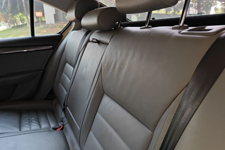 Used Skoda Octavia 2015 1.6L Automatic Yijun Edition Left Rear Seat