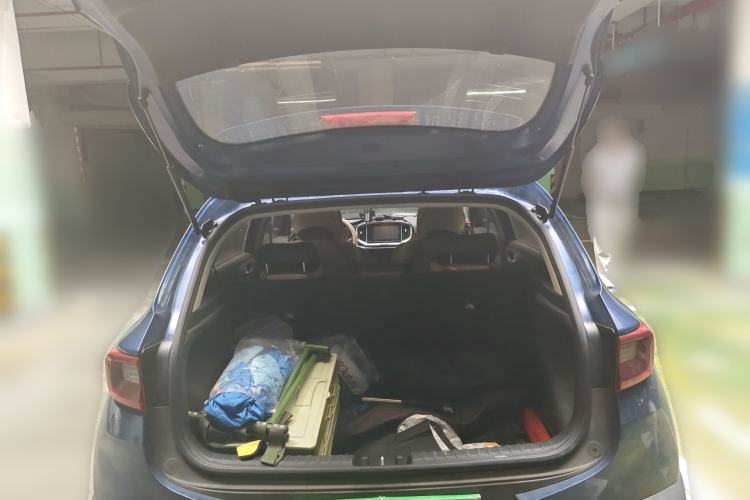 Used Kia kx1 Stonic 2019 1.4L Automatic Fun Edition China VI Trunk