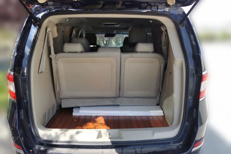 Used Buick GL8 2013 2.4L CT Luxury Business Comfort Edition Trunk