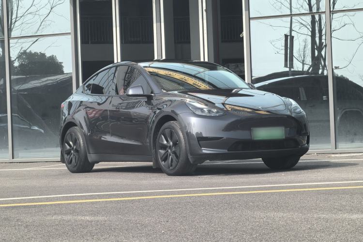 Used Tesla Model Y 2024 Rear-Wheel-Drive Version
