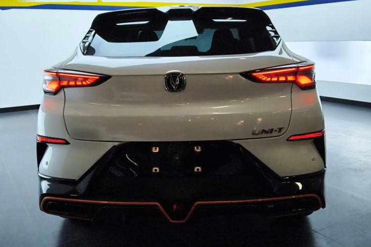 Used CHANGAN UNI-T 2022 1.5T Prestige Version Rear