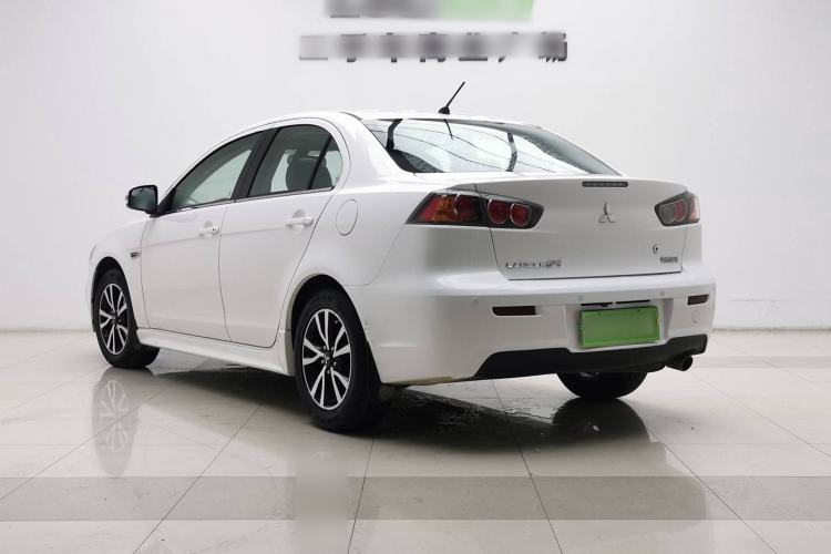 Used Mitsubishi Lancer EX 2015 1.8L CVT ZhiShang Edition China V Standard
