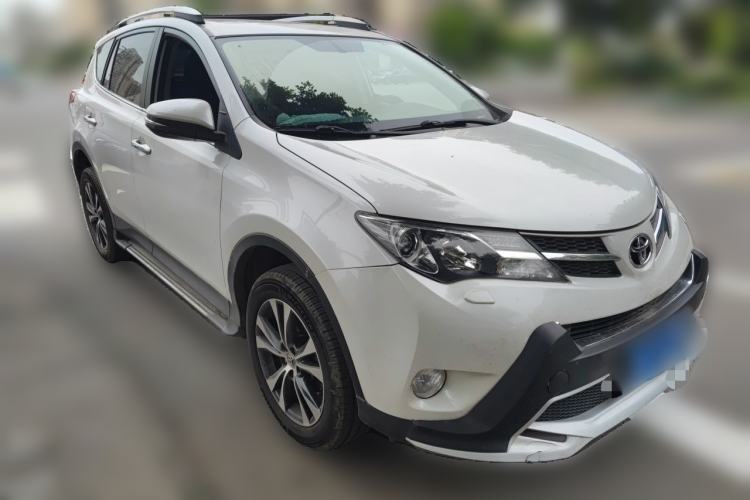 Used Toyota RAV4 2015 2.5L Automatic 4x4 Elite Edition
