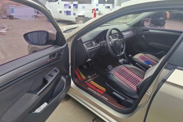 Used Volkswagen Bora 2017 1.6L Manual Fashion Model
