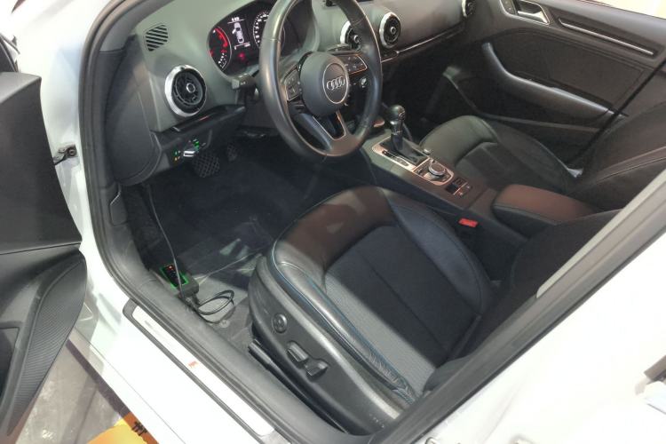 Used Audi A3 2019 Limousine 35 TFSI Fashion Edition China V standard
