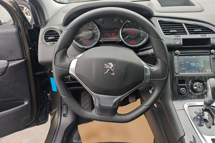 Used Peugeot 3008 2013 1.6THP Automatic Trend Edition Steering Wheel