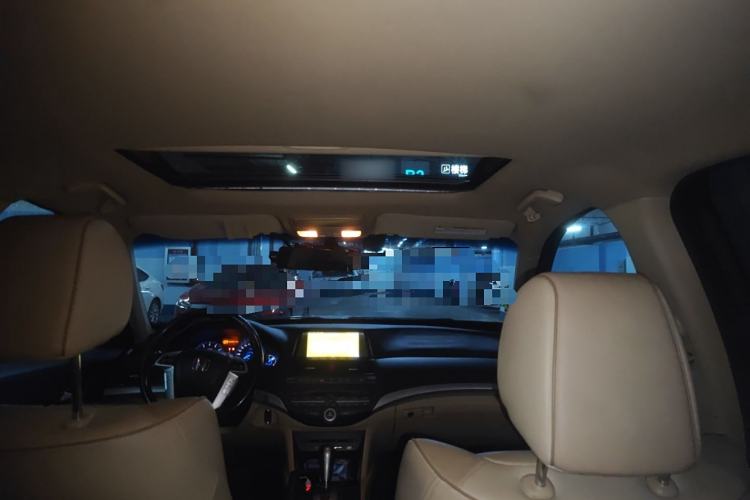 Used Honda Crosstour 2012 2.4L Luxury Edition Headliner