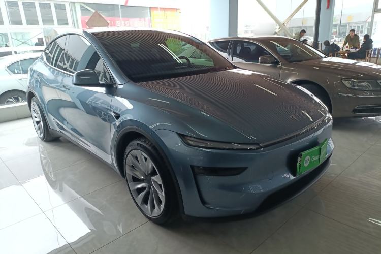 Used Tesla Model Y 2025 Rear-Wheel-Drive Version
