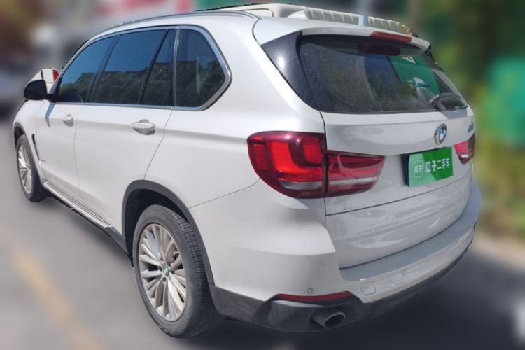 Used BMW X5 2014 xDrive35i Leading Model Rear Left 45 Deg