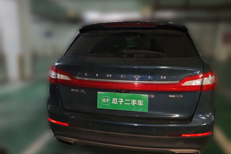 Used Lincoln MKX 2015 2.0T Two-Wheel Drive Deluxe Edition Rear