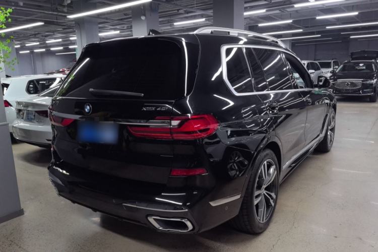 Used BMW X7 2021 xDrive40i Luxury M Sport Package

