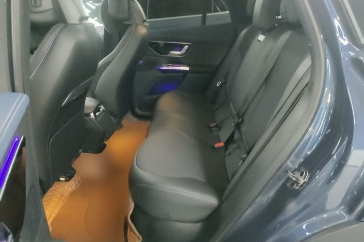 Used Mercedes-Benz EQE SUV 2023 350 4MATIC Pioneer Edition Left Rear Seat