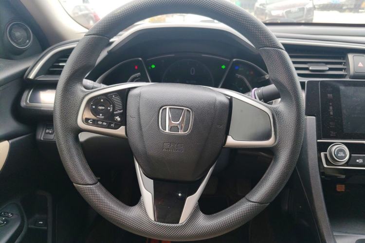 Used Honda Civic 2016 220TURBO CVT Luxury Edition
