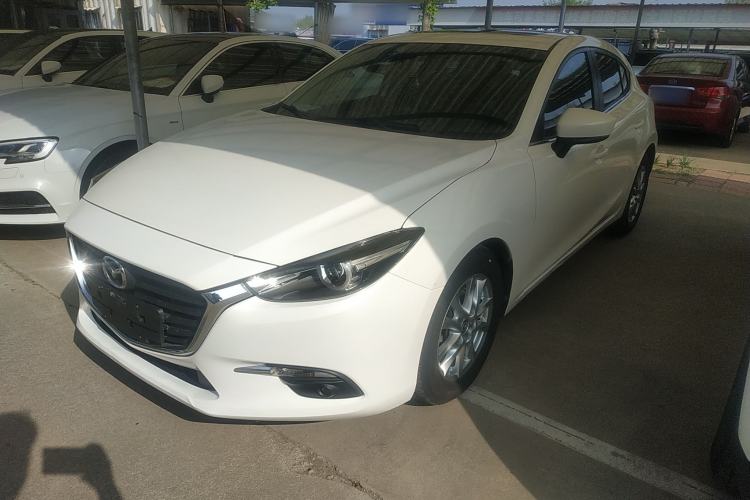 Used Mazda 3 Axela 2017 Hatchback 1.5L Automatic Luxury Model Emission Standard China V