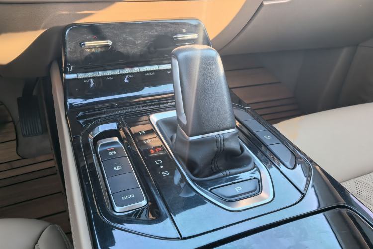 Used Wuling Victory 2023 2.0L DHT Deluxe Edition