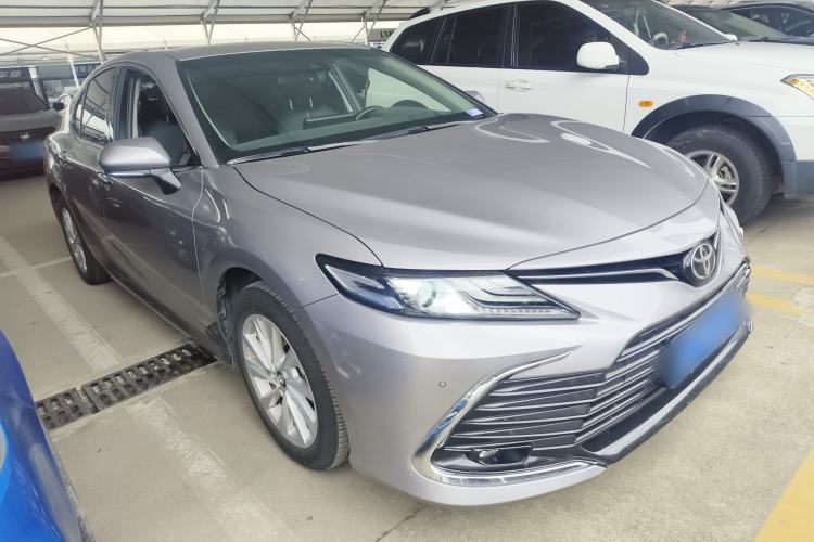 Used Toyota Camry 2021 2.0G Luxury Edition

