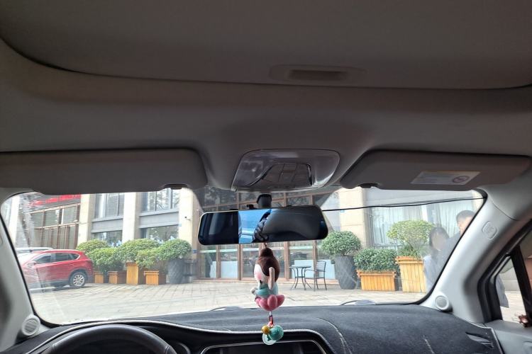 Used GAC Trumpchi GS4 2017 235T Automatic Two-Wheel Drive Luxury Smart Connectivity Version Headliner